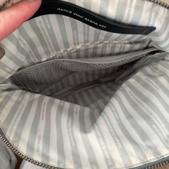 Lululemon Cross Body - Picture 6 of 10